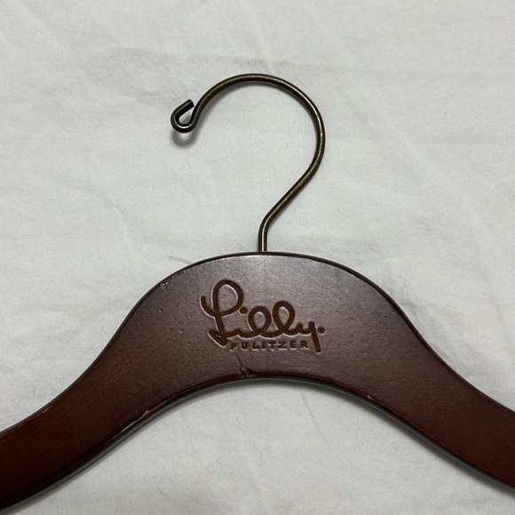 Vintage Lilly Pulitzer Wood Hanger - Picture 2 of 4